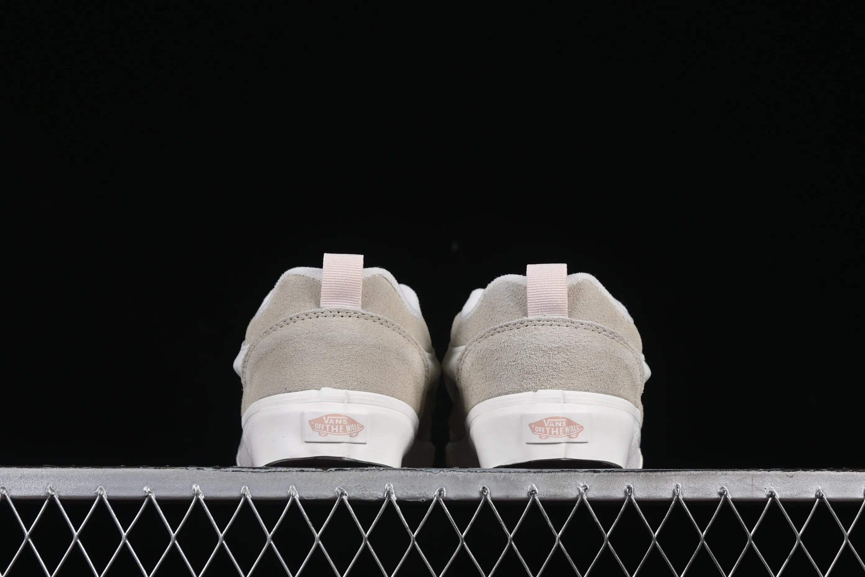 All categories Vans Vans series Vans Low Vans low-top Vans Knu Skool Vans low-top retro casual fat bread shoes VN000D6ZE2S